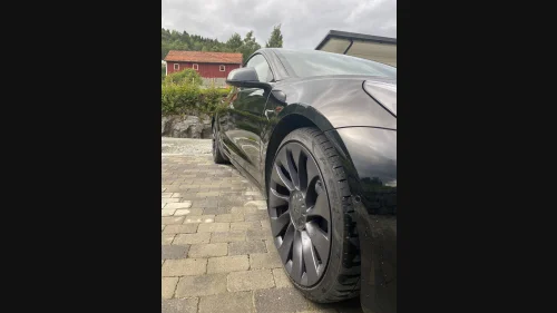 TESLA Model 3 Performance AWD