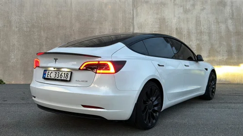 TESLA Model 3 Performance 513HK AWD, Matrix