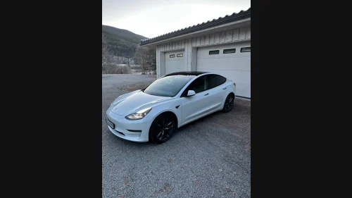 TESLA Model 3 Performance AWD