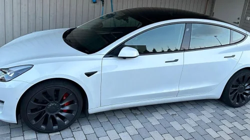 TESLA Model 3 Performance AWD