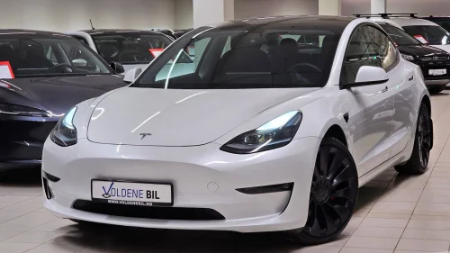 TESLA Model 3 567WLTP - Performance - AWD - Matrix
