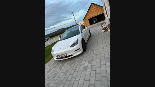 TESLA Model 3 Performance AWD