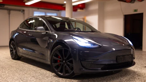TESLA Model 3 Performance 4x4 - SÆRDELES PEN! 530KM wltp - LAV KM