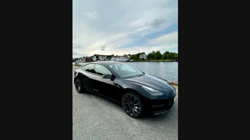 TESLA Model 3 Performance AWD