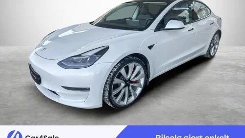TESLA Model 3 Performance AWD 567km / EAP / Premium / V.Pumpe / EU27+
