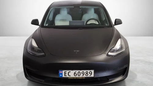 TESLA Model 3 Performance AWD