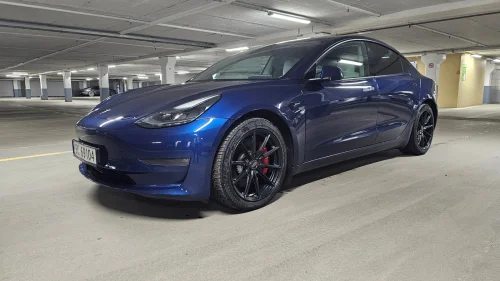 TESLA Model 3 Performance 2021| AWD | Nybilgaranti | Blå/Hvitt