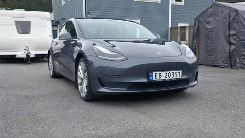 TESLA Model 3 Performance AWD