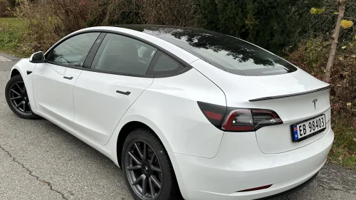 TESLA Model 3 Long Range AWD - Facelift - NAF test - Trygt Kjøp