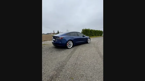 TESLA Model 3 Performance AWD