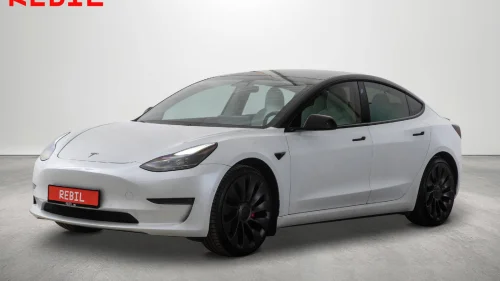 TESLA Model 3 567km (WLTP)/Performance/AWD/MCU2/Navi/R.kam/Pano/AP