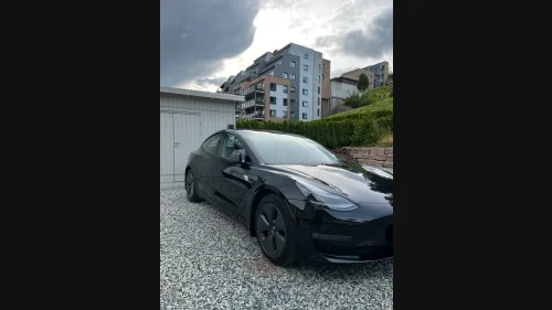 TESLA Model 3 Long Range AWD -Enhanced Autopilot