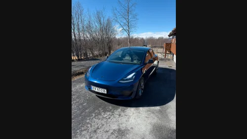 TESLA Model 3 Base Performance