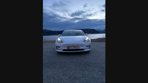 TESLA Model 3 Long Range AWD