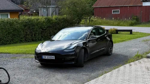 TESLA Model 3 Long Range AWD - PREMIUM-HENGERFESTE-UTVIDET AUTOPILOT