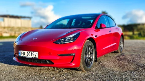 TESLA Model 3 Long Range AWD