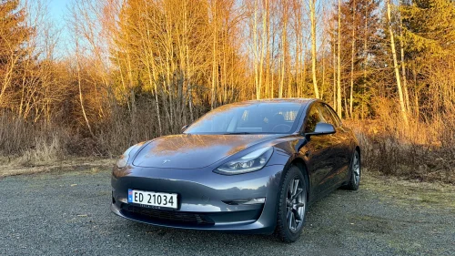 TESLA Model 3 Long Range AWD