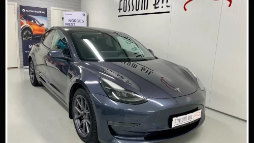 TESLA Model 3 LR AWD 614 WLTP/SVÆRT VELHOLDT/V.PUMP/MØRKE RUTER/NY EU