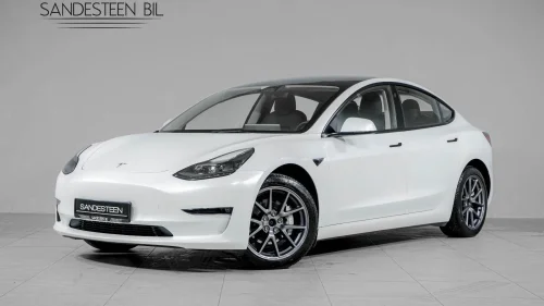 TESLA Model 3 AWD/HENGERFESTE/360KAMERA/VINTERPAKKE/VARMEPUMPE