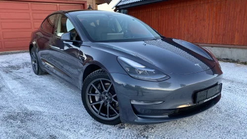 TESLA Model 3 602km Long Range AWD V.pumpe/Matrix/Ryzen/Piggdekk