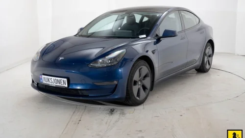 TESLA Model 3 LR AWD ACC AUTOPILOT PREMIUM LYD NAVI LED