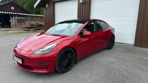 TESLA Model 3 Long Range AWD, Krok, Summon, Premium, H&R, 614km
