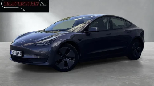 TESLA Model 3 Long-Range AWD // Autopilot, Krok, V.pumpe, Premium, ++