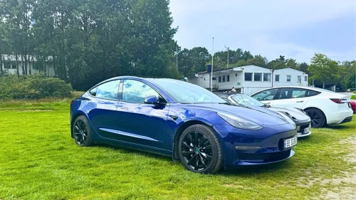 TESLA Model 3 Long Range AWD, 602km, Karbon interiør, Norsk