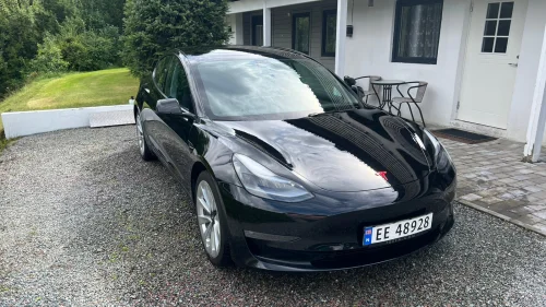 TESLA Model 3 Long Range AWD
