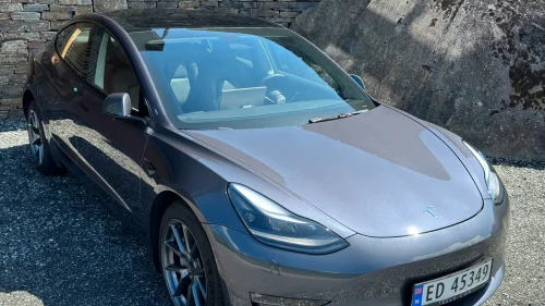 TESLA Model 3 Long Range AWD