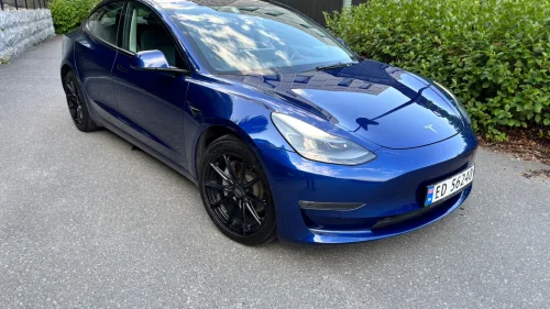 TESLA Model 3 Long Range AWD