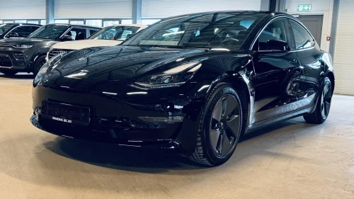 TESLA Model 3 LR - 4WD - Varmepumpe - Hengerfeste - Tar innbytte