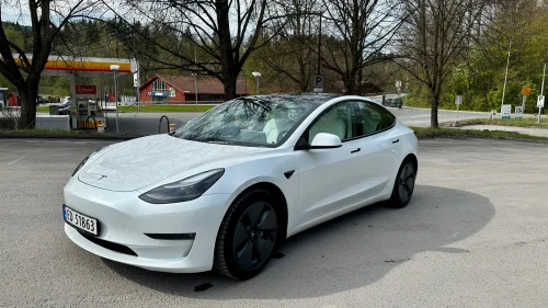 TESLA Model 3 Long Range AWD