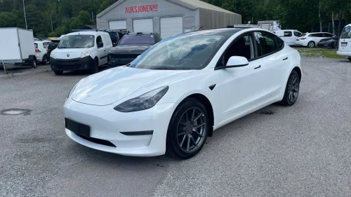 TESLA Model 3 LR AWD AUTOPILOT NAVI LED PANO FJERNLYSASSISTENT
