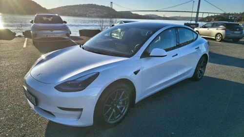 TESLA Model 3 Long Range AWD