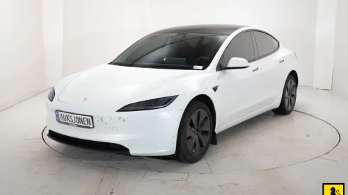 TESLA Model 3 LR RWD 702 KM FACELIFT ACC KAMERA PANO