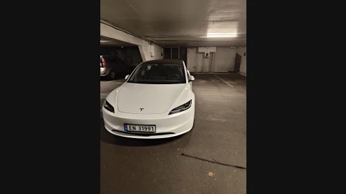 TESLA Model 3 Long Range RWD 320hk