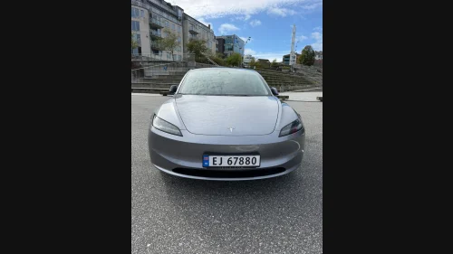 TESLA Model 3 Long Range RWD 320hk