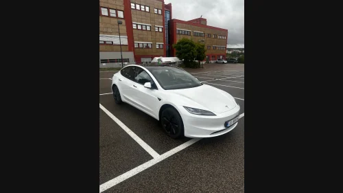 TESLA Model 3 Long Range RWD 320hk