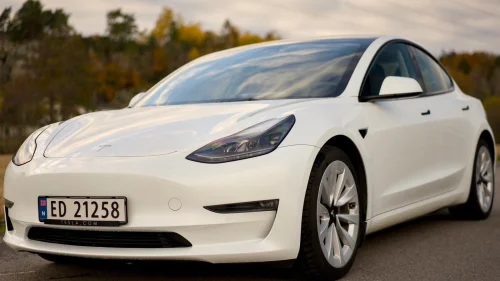 TESLA Model 3 Long Range AWD
