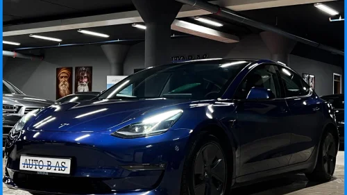 TESLA Model 3 LR AWD / 614KM / 1-Eier / H.Feste / Premium
