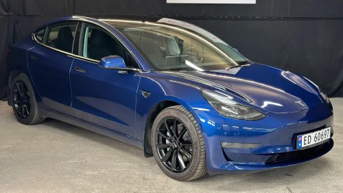 TESLA Model 3 2022 - 17 800km - 602kmWLTP - NyPris