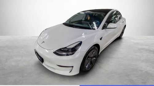 TESLA Model 3 Long Range AWD 602km / Krok / AP / Premium/ 18/ V.Pumpe