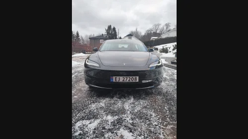 TESLA Model 3 Long Range AWD