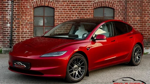 TESLA Model 3 Highland, Long Range AWD, S+V, Hvite seter!