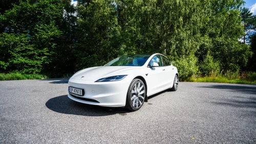 TESLA Model 3 Premium Long Range AWD