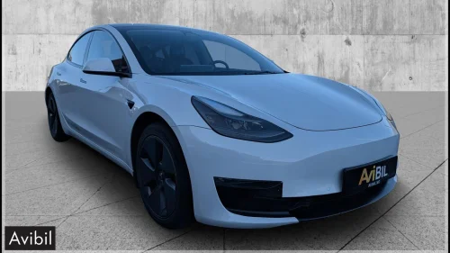 TESLA Model 3 LongRange/Svart Skinn/Soltak/Autopilot/Panorama/Ny EU