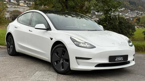 TESLA Model 3 Long Range AWD/ 614Km/Panorama/1Eiger/