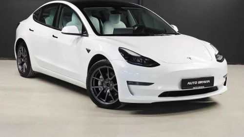 TESLA Model 3 LONG RANGE/DUAL MOTOR/614KM/RATTVARME/INNBYTTE/NAF TEST