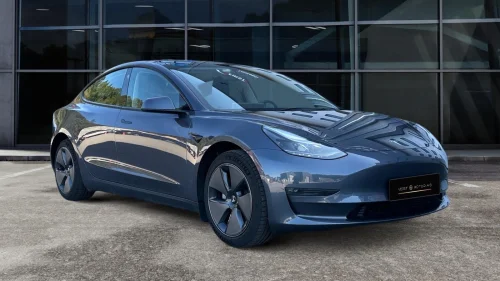 TESLA Model 3 Long Range / 602WLTP / Pilot / Navi / Garanti ++
